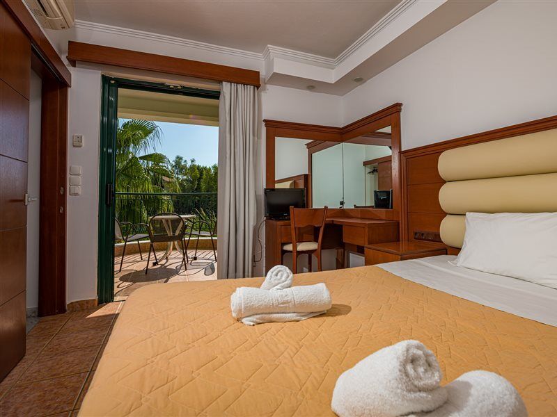 Caretta Beach Resort & Waterpark Kalamaki (Zakynthos) Exterior foto