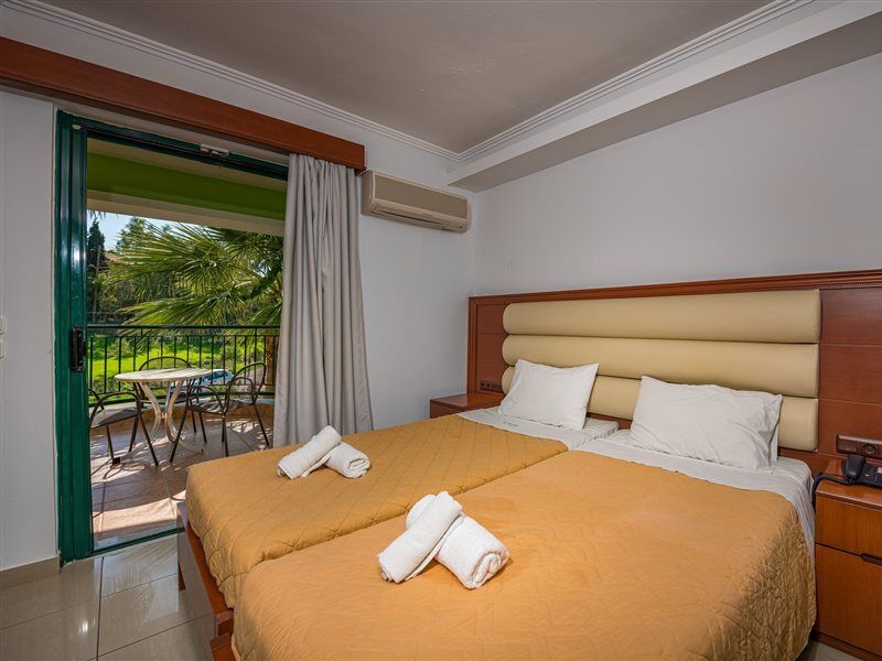 Caretta Beach Resort & Waterpark Kalamaki (Zakynthos) Exterior foto
